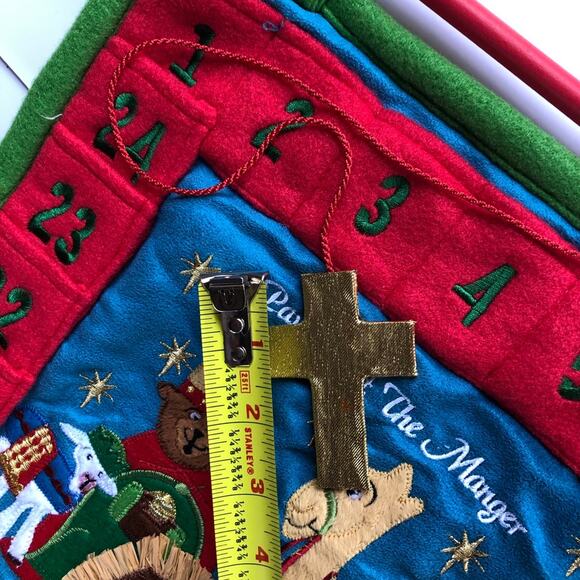 Christmas Holiday Paws At The Manger Animal Nativity Advent Calendar 13x13 - Picture 8 of 12